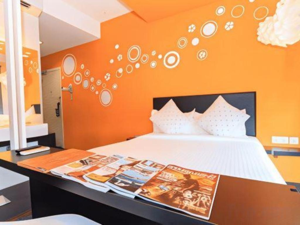 Hotel Zamburger Bliss Джохор-Бару Экстерьер фото